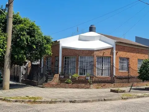 Casa - Venta - Argentina, La Matanza - CONDARCO 5896