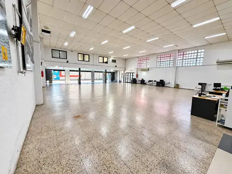 Local en Alquiler en Centro, $ 7.000.000