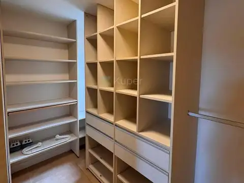 Departamento en Alquiler de 3 dormitorios