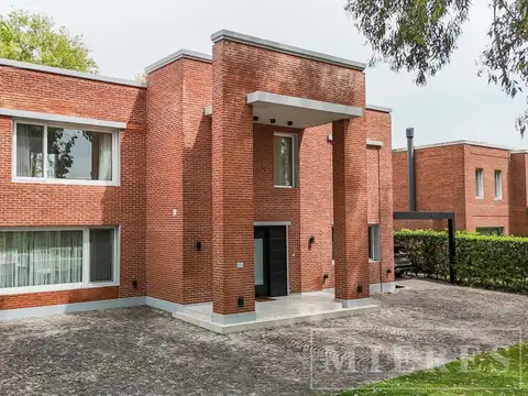 Casa en venta en Mayling Club de Campo, Chubut 415