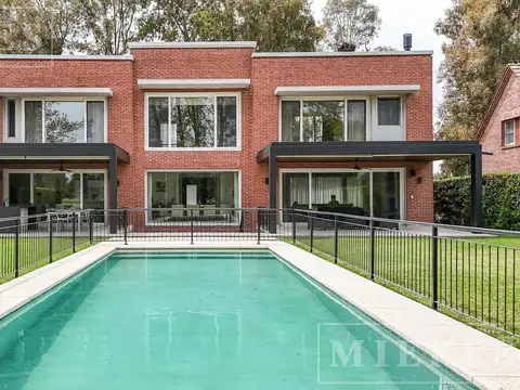 Casa en venta en Mayling Club de Campo