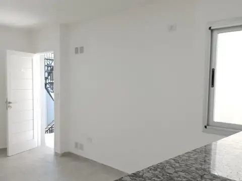 DEPARTAMENTO B° General Paz 1 dormitorios con Balcón