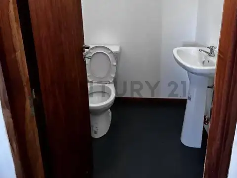 520 y 200 , Piso 0