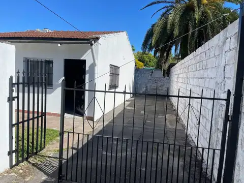 Depto Tipo Casa 3 ambientes con 1 baño