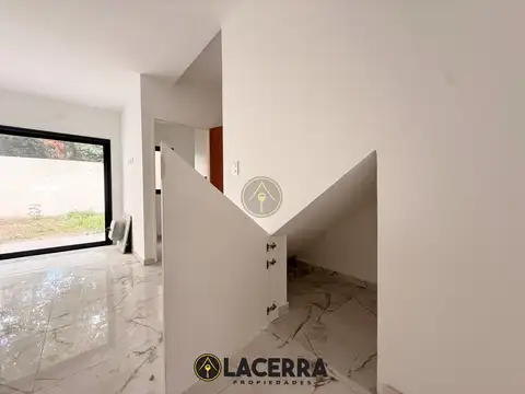 Profesor Aguer al 5200