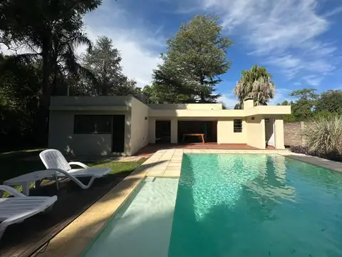 Casa en Venta en Funes, USD 280.000