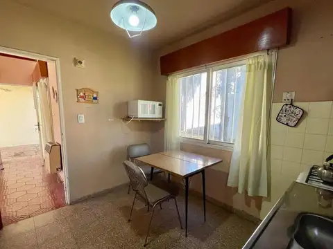 Casa 3 ambientes con 2 baños