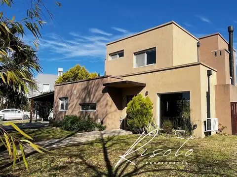 Casa en Venta en El Cantón - Norte, USD 235.000