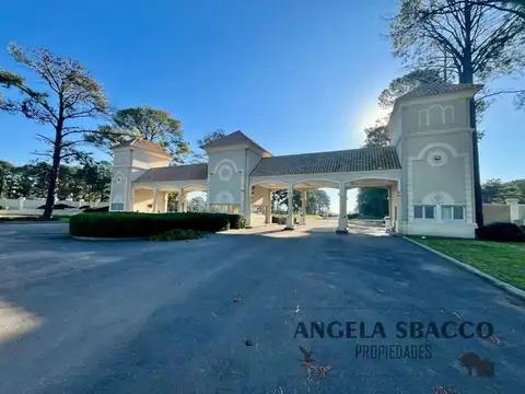 Terreno en Venta en Los Pinares Country Club, USD 35.000