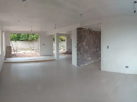 Casa en Venta en Chacras de Coria, USD 340.000