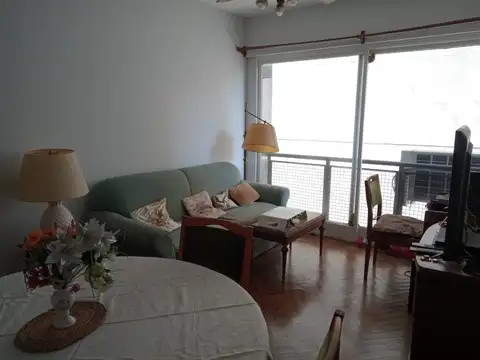 Departamento 4 ambientes con 2 baños