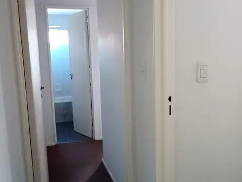 4 ambientes compacto, luminoso, en torre sobre Av. Cramer! OPORTUNIDAD 