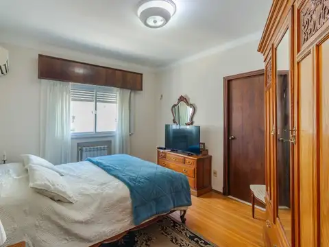 Departamento 5 ambientes con 2 baños