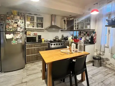 Casa - Venta - Argentina, Capital Federal - Robertson 900