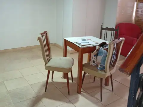 Casa en Alquiler en Alberdi, $ 850.000