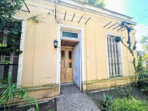 Casa 5 ambientes con 1 baño