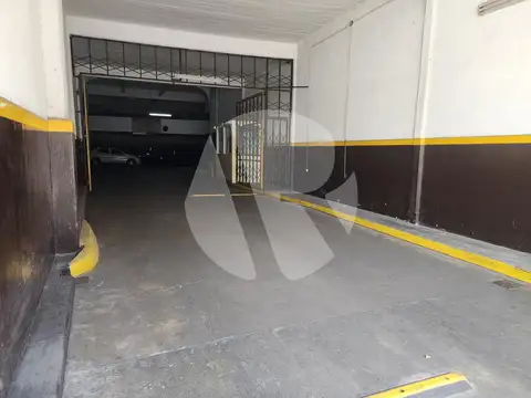 VENTA COCHERA ALMAGRO