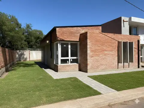 Las Veras, ubicado en Parque Don Bosco