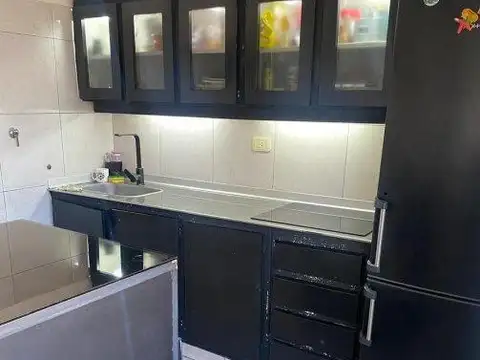 Departamento en Venta en Luis Guillon, USD 90.000