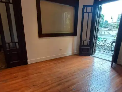 Dorrego 1182 PA | 200m² Institucional de Estilo