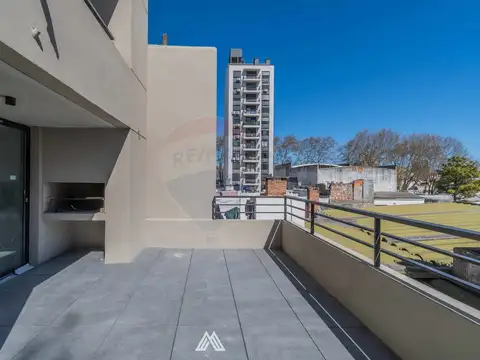 VENTA APART 1 DORM CON   PARRILLERO , PARQUE RODO