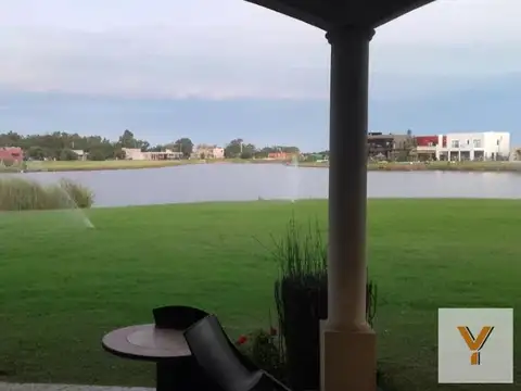 Terreno en Venta de 717,0 m2