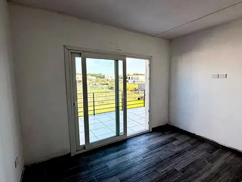 Casa en Alquiler al Este