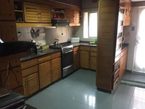 Venta casa 5 Dorm/ 4 baños