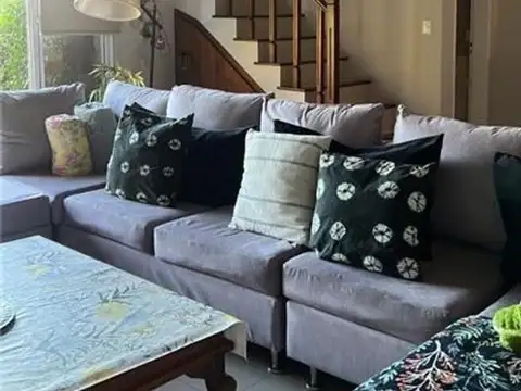 Casa 4 ambientes con 3 baños