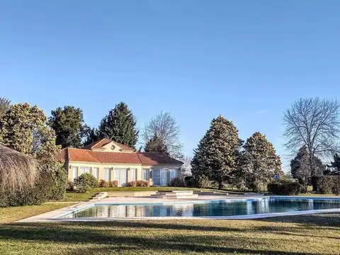 Terreno en Venta en Los Alcanfores, USD 87.000