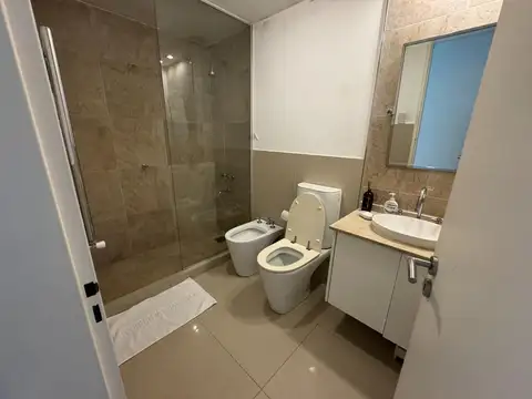 Casa en Venta con 5 cocheras