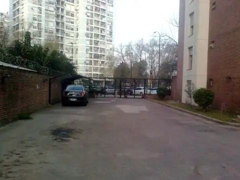 ABDALA 100, Piso P.B