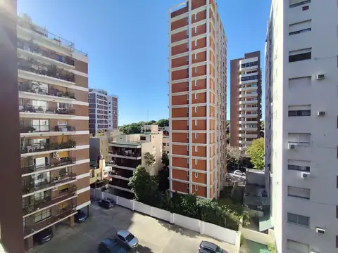 Departamento en Alquiler con 1 cocheras