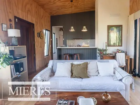 Casa 2 ambientes con 1 baño