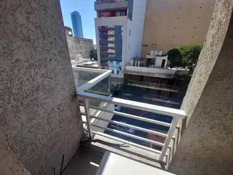 GRAN OFICINA EN VENTA - 120m2 - CENTRO