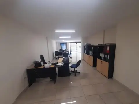 GRAN OFICINA EN VENTA - 120m2 - CENTRO