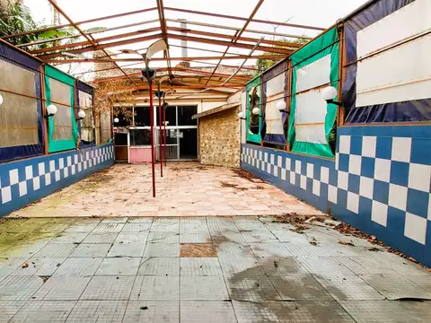 Local en Alquiler en Lomas De Zamora, USD 4.000
