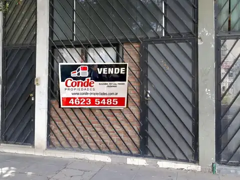 LOCAL con altillo- Ituzaingó Sur