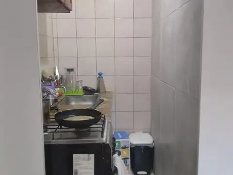 LOCAL con altillo- Ituzaingó Sur