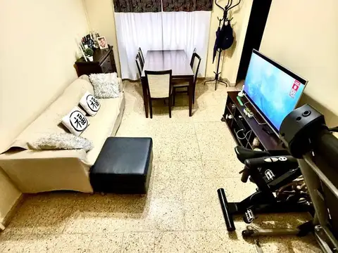 Almafuerte 3200, Piso 1°