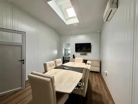 Predio industrial con dos naves en venta en Escobar sobre Ruta 9 vieja