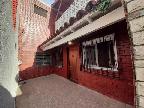 PH 3 ambientes en planta baja - con patio y terraza.