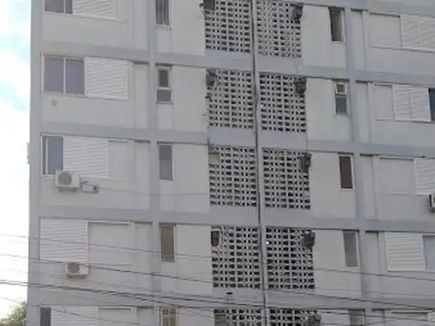 Cochera Cubierta con acceso independiente en excelente ubicacion