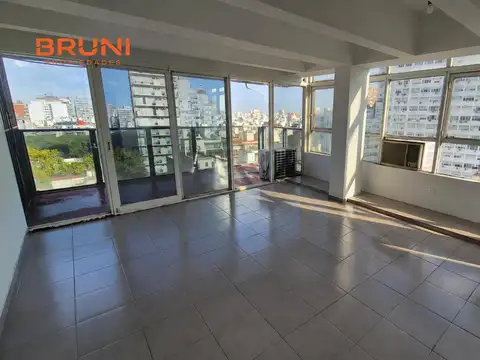 Oficina en Alquiler 40 años