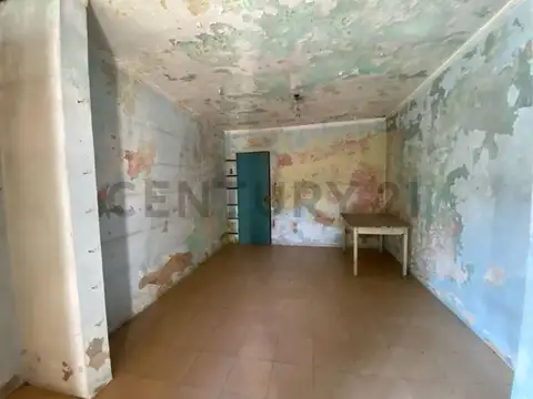 Casa 5 ambientes con 1 baño