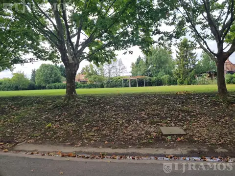 Terreno en Venta 40  mts Fondo