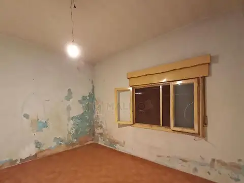 Venta Casa 3 Ambientes con Patio, Terraza y Quincho