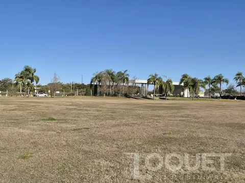 Terreno en venta en Barrio 2, a 50 m del Ingreso del Barrio Privado Aires del Llano