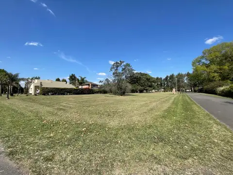 Terreno en Venta 40  mts Fondo