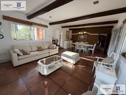 Casa en Venta en Los Nogales, USD 298.000